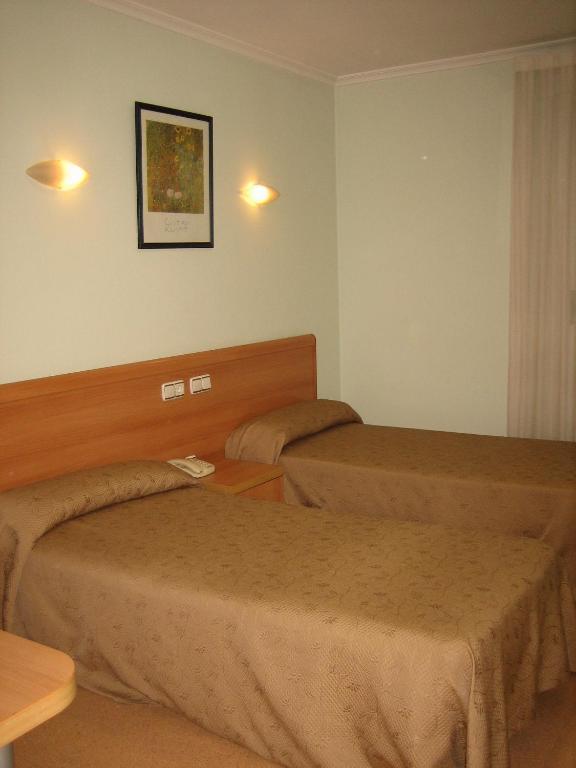 Hostal Madruga Elche Ngoại thất bức ảnh