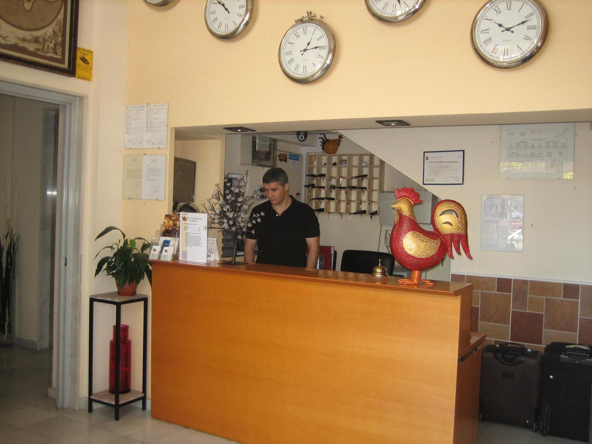 Hostal Madruga Elche Ngoại thất bức ảnh