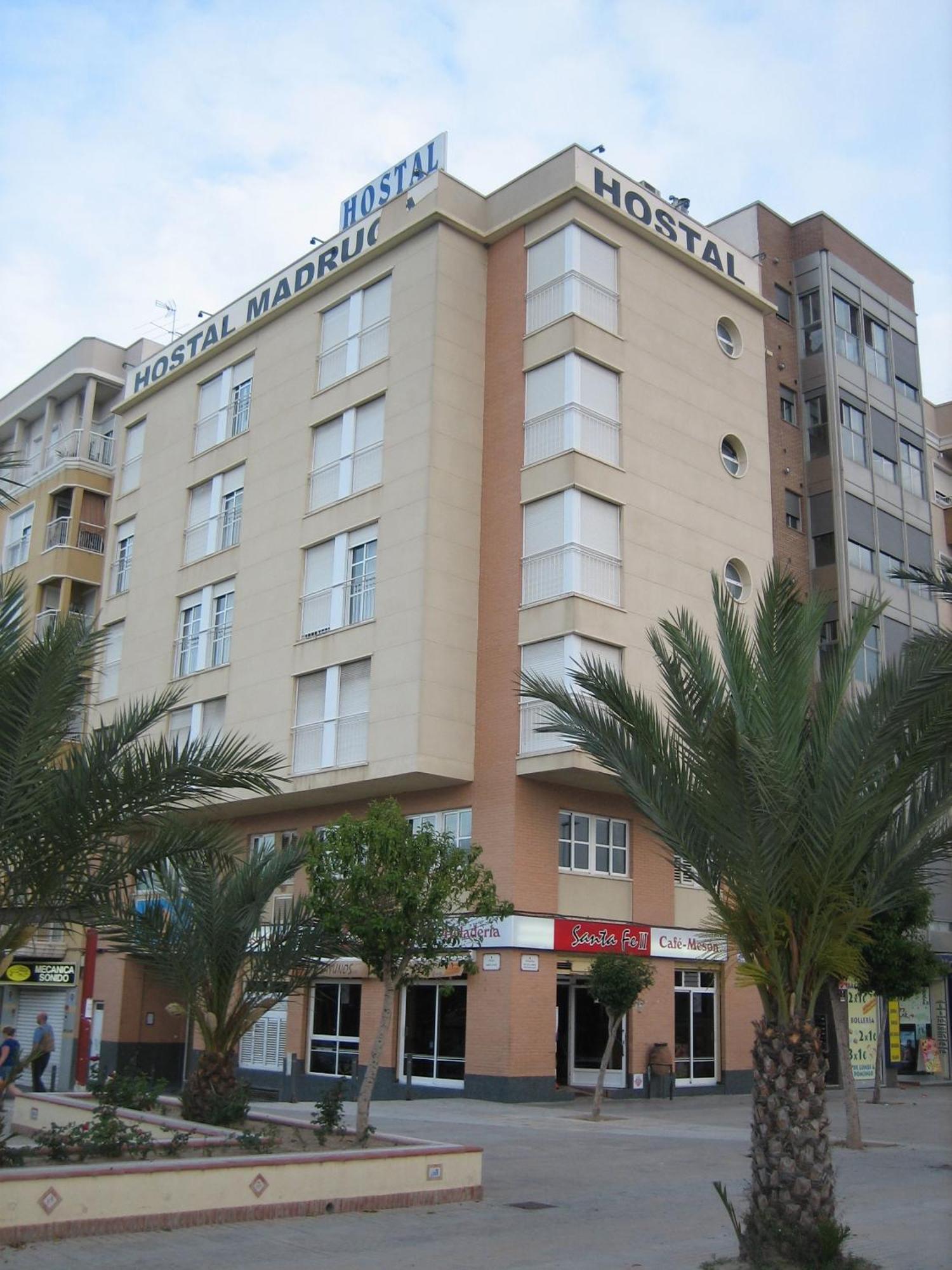Hostal Madruga Elche Ngoại thất bức ảnh